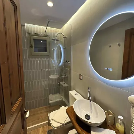 Tampakeika Apartamento Mourésion