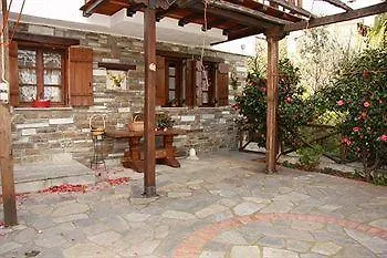 Tampakeika Apartamento Mourésion